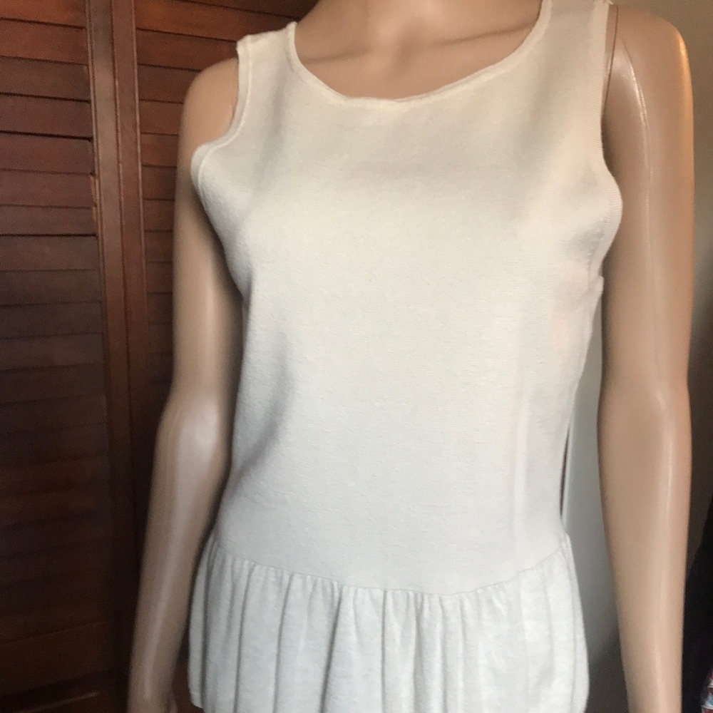 Loft lt. wt. sleeveless sweater/tank, M